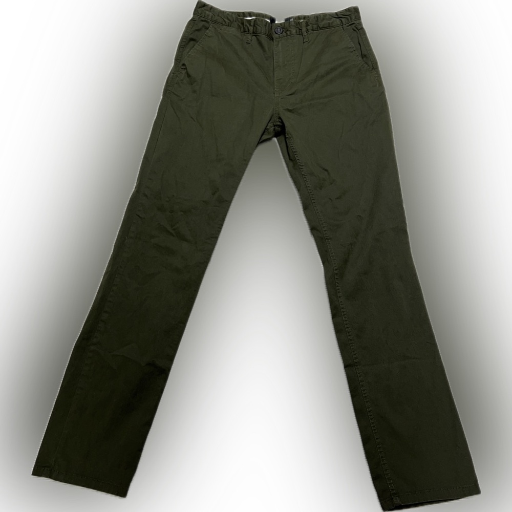Men's Classic Olive Chinos